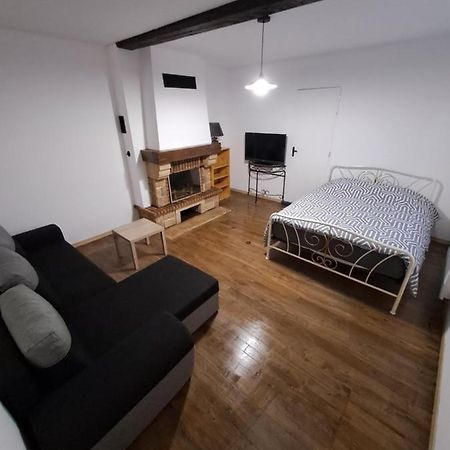 Le Val D Arlette Apartment Arsonval Екстериор снимка
